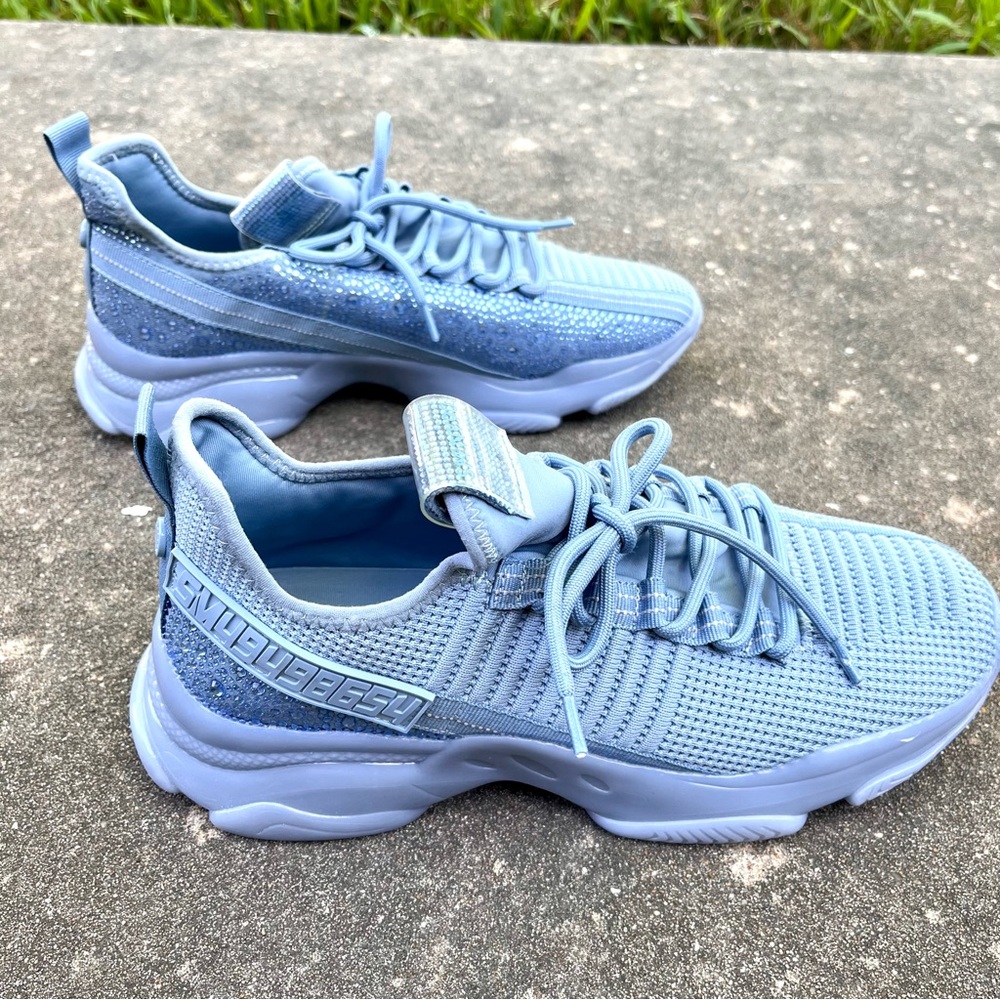 Steve Madden ✨ Mylan Blue Sneakers
